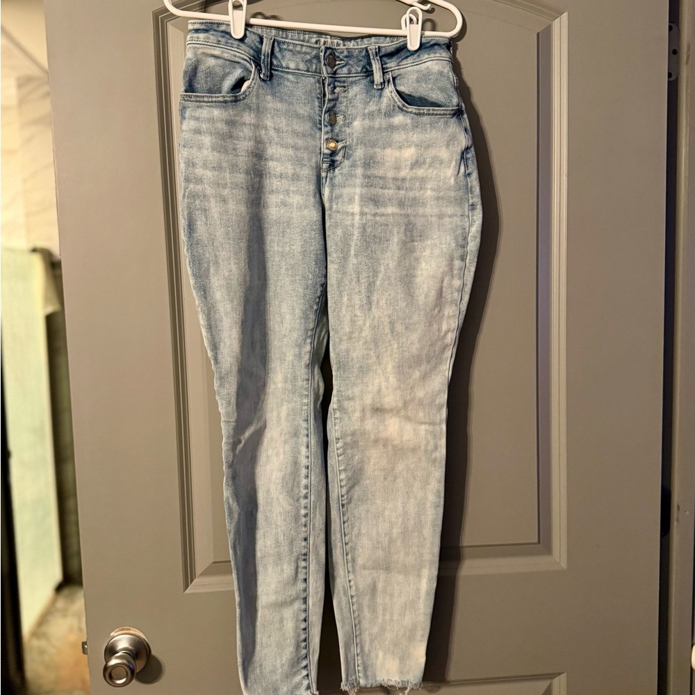 Maurices Light Wash Skinny Jeans